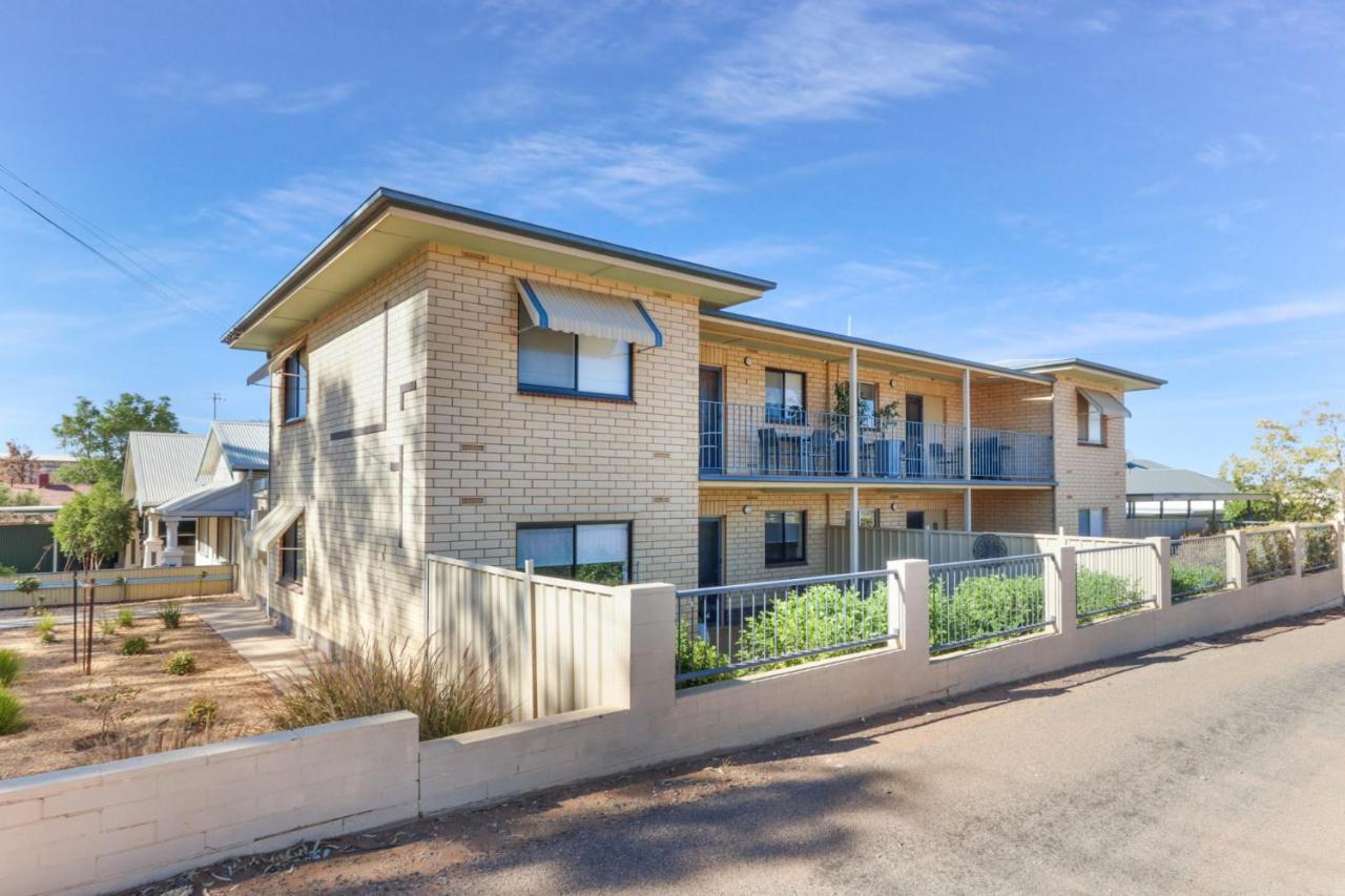 Gossan Street Units Apartamento Broken Hill Exterior foto